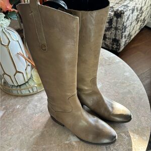 Sam Edelman boots 8.5